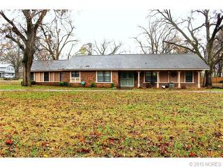 22020 Wildwood Ln, Claremore, OK 74019-1882