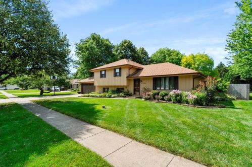 23022 Patricia Ln, Minooka, IL 60410-3116