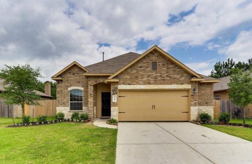 11416 Woodmark, Conroe TX  77304-1787 exterior