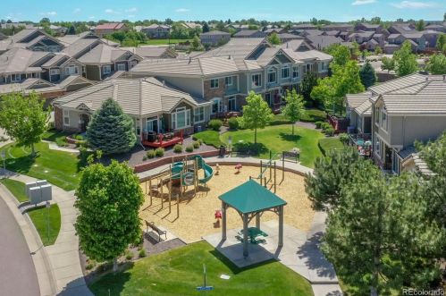 14804 Crestridge Dr, Aurora CO 80015-4207 exterior