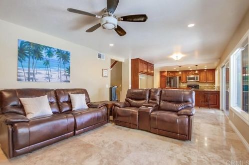 6439 La Paloma St, Carlsbad, CA 92009-4328