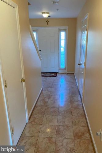 276 Amberleigh Dr, Silver Spring MD  20905-5927 exterior