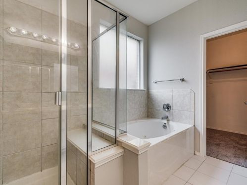 8313 Rolling Rock Dr, Fort Worth TX  76123-1891 exterior