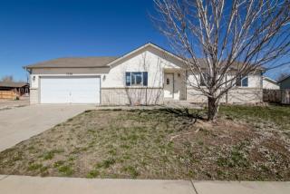 3526 Centennial Cir, Greeley CO  80620-1904 exterior