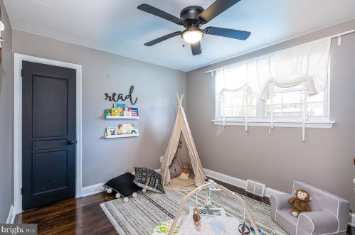 230 Bradley Ave, Haddonfield NJ 08033-2903 exterior