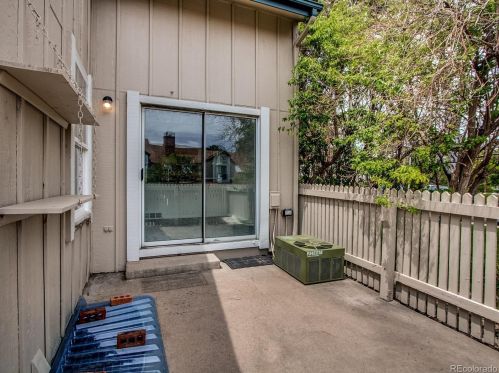 1041 Fraser Way, Denver, CO 80012-3745