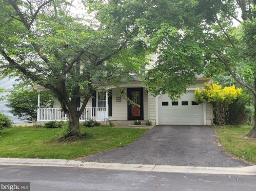 4104 Swiss Stone Dr, Burtonsville, MD 20866-1163