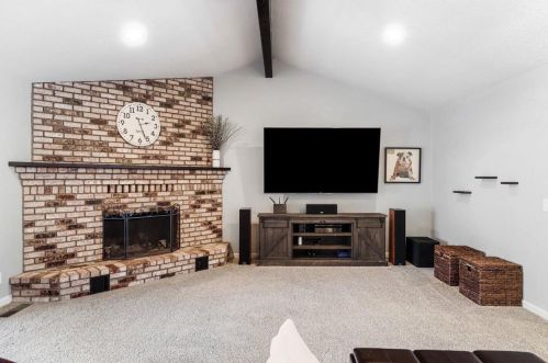 2665 Hawkeye Ave, Turlock CA  95380-2950 exterior