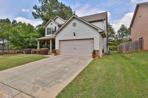 2 Bayview Dr, Newnan, GA 30265-5704