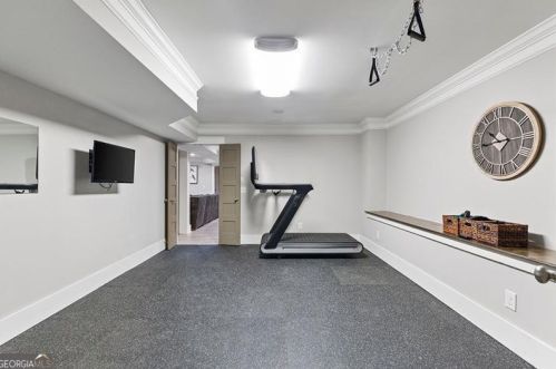 2908 Mabry Rd, Atlanta GA  30319-2683 exterior