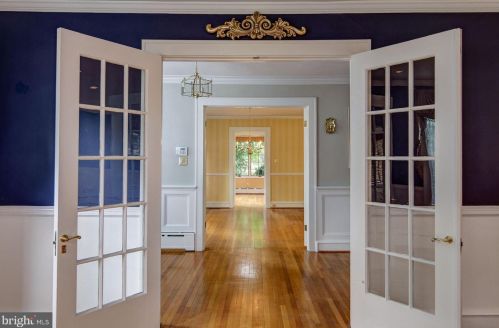 104 Treaty Elm Ln, Tavistock NJ 08033-3413 exterior