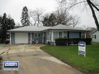 1327 Carol Pl, Boulder Hill, IL 60538-1805