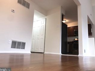 82 Knoll Dr, Blenheim, NJ 08012-5413