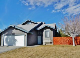 601 Lakeview Ct, Ridgecrest, CA 93555-4946