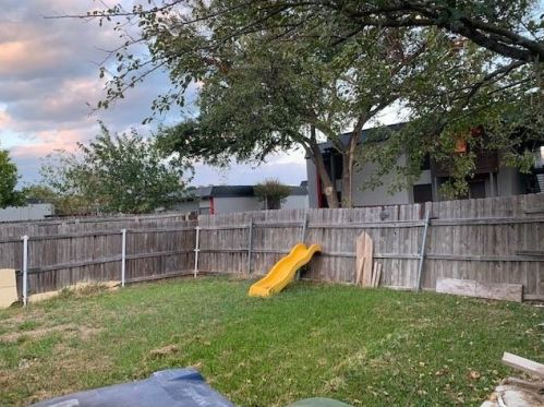 1204 Yukon Dr, Garland, TX 75040-5260