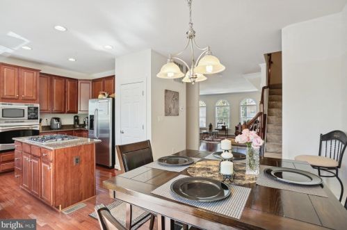 8173 Mccauley Way, Lorton VA  22079-2969 exterior