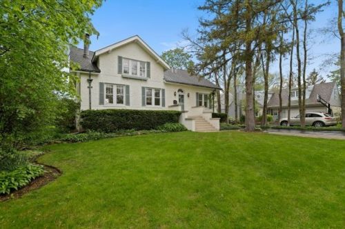 1558 Stratford Rd, Bannockburn, IL 60015-2148