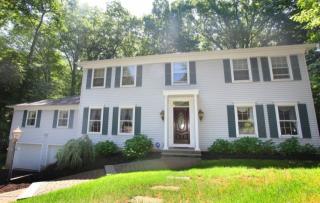 25 Lionel Ct, Middletown, NJ 07748-3032