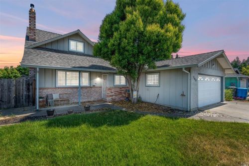 146 Fairview Dr, Vacaville CA  95687-6429 exterior
