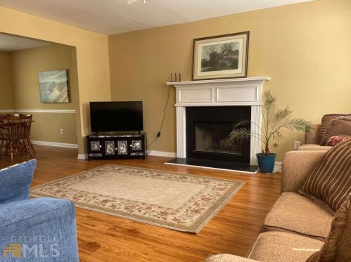 3240 Mineral Ridge Ct, Stone Mountain, GA 30087-4276