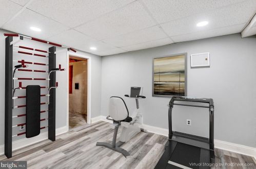 201 Newport Dr, Severna Park MD exterior