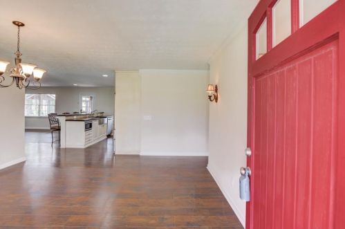 2570 Lake Capri Rd, Conyers GA  30012-3342 exterior