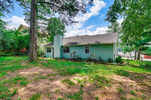1135 Flat Shoals Rd, Atlanta GA  30349-6413 exterior