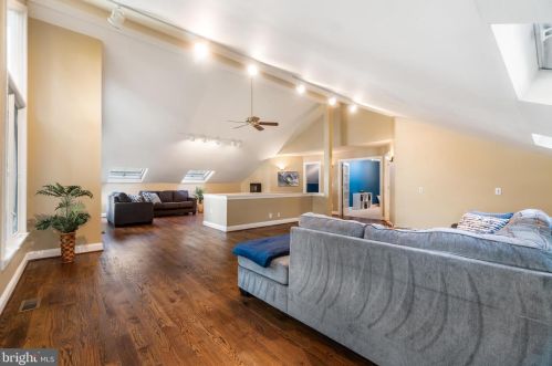 1258 River Rd, Shady Side MD 20764-9694 exterior