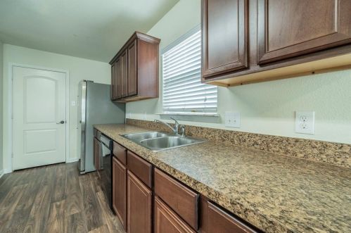 14271 Greenhaw Ln, Dallas TX 75253-5081 exterior