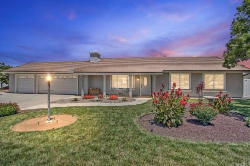 18948 Orrick Rd, Riverside, CA 92508-8968