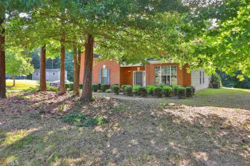 54 Hannah Way, Palmetto, GA 30268-8549