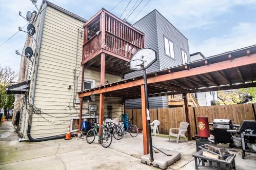 2203 Talman Ave, Chicago IL  60647-3024 exterior