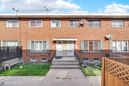 2526 Rose St, Schiller Park, IL 60131-3325