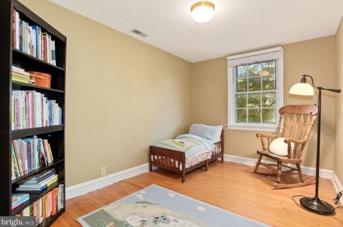 315 Maple Ave, Haddonfield NJ 08033-1438 exterior