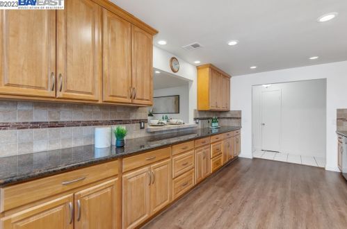 662 Sonoma Ave, Livermore, CA 94550-4048