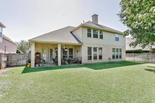 8020 Ocean Dr, Fort Worth TX  76123-1895 exterior