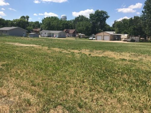 3 3rd Ave, Agency Village SD  57262-1810 exterior