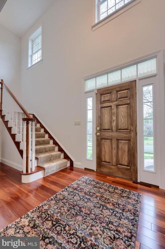 3 Twin Oaks Holw, Lancaster PA  17601-2234 exterior