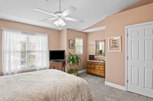 3779 Shadow Ridge Dr, High Point NC  27265-8406 exterior