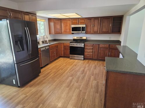 878 Studding Sail St, Vacaville, CA 95687-4703