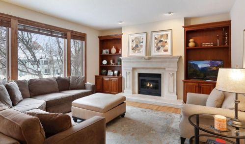 1704 Brant Cir, Saint Paul MN  55122-2290 exterior