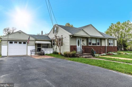 503 Merchant St, Camden, NJ 08106-1909