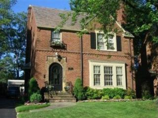 3813 Westwood Rd, Cleveland OH  44118-3132 exterior