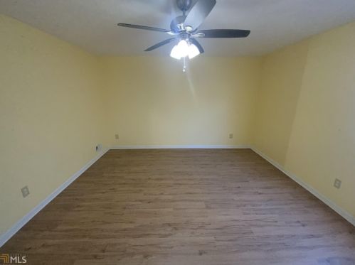 3535 Rex Rd, Rex GA 30273-1429 exterior