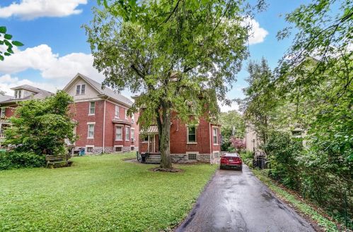 811 Academy Ave, Cincinnati OH  45205-1623 exterior