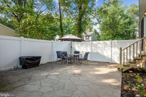 6318 Linden St, Shady Side MD  20764-2910 exterior