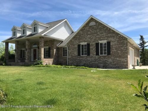 380 Columbine Ln, Silt, CO 81652-8815