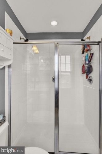 34 Ctr St, Hanover PA 17331-2828 exterior