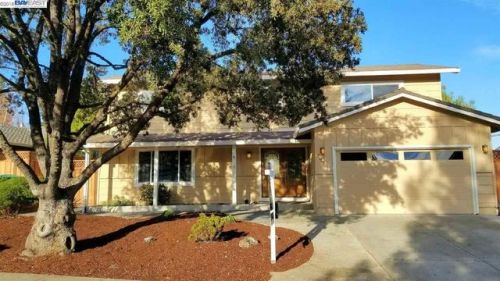 7857 Driftwood Way, Pleasanton, CA 94588-4334