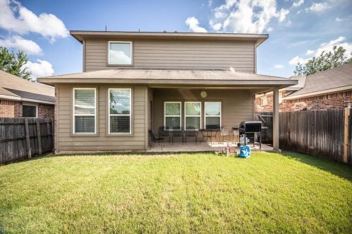 5736 Parkview Hills Ln, Fort Worth TX  76179-6714 exterior